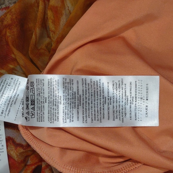 NEW WITH TAG GUESS DRESS COLOR VANESSA CARDUI SIZE M - Picture 13 of 13